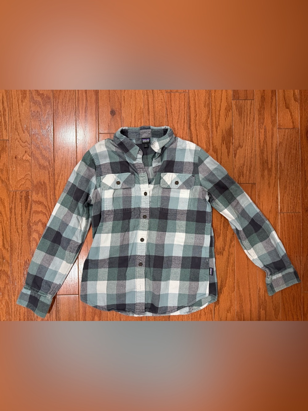 Patagonia Women’s  Plaid Button-Front Shirt in Green, Blue & White